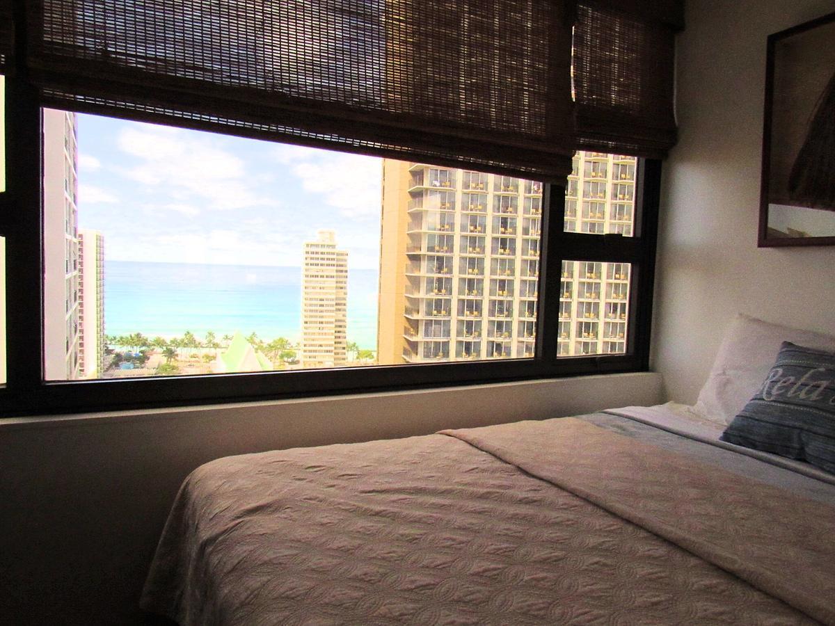 Ferienwohnung Waikiki Banyan Ocean View Oahu Exterior foto